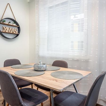 Grace Pine Apartment 3 布达佩斯 外观 照片