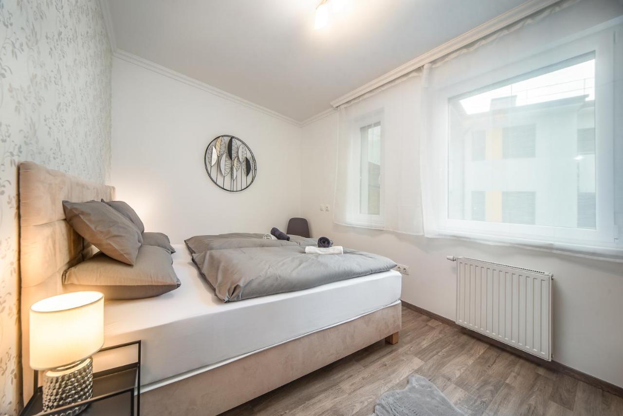 Grace Pine Apartment 3 布达佩斯 外观 照片